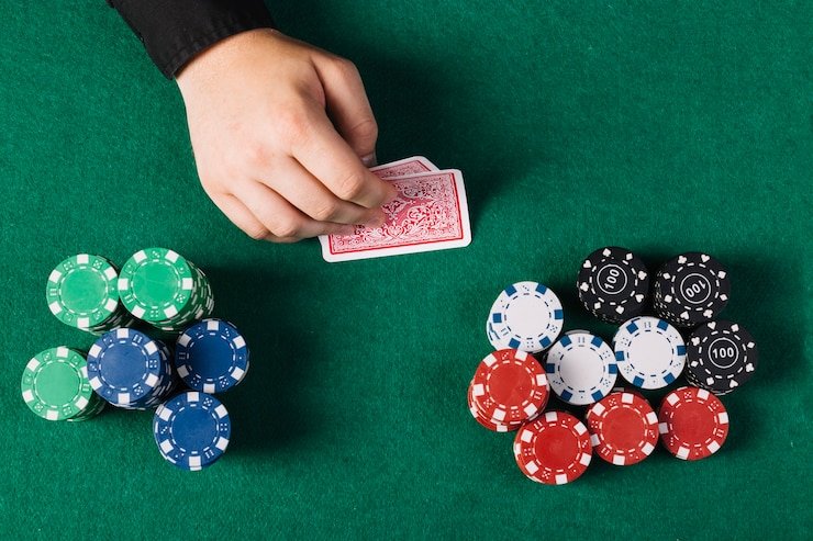 Notifikasi real-time untuk turnamen Valorant di ponsel